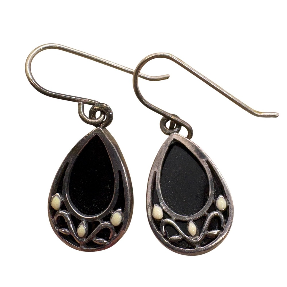 Vintage Sterling Silver Black Teardrop Dangle Earrings Scrollwork Inlay Boho